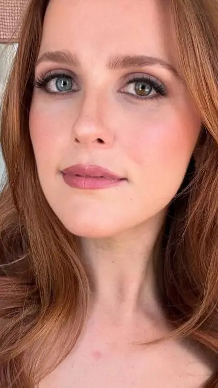 ai character: kat andrews  background