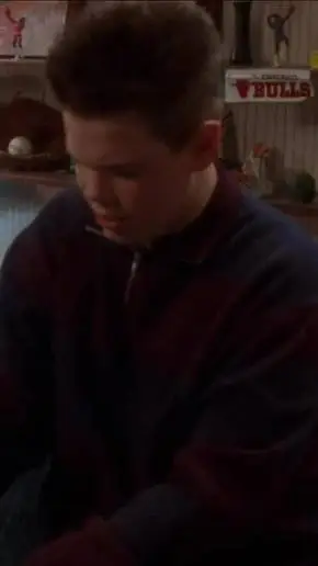 ai character: ★Buzz McCallister background