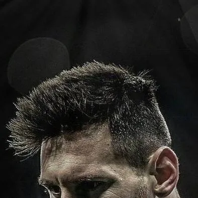 chat with ai character: Lionel Messi