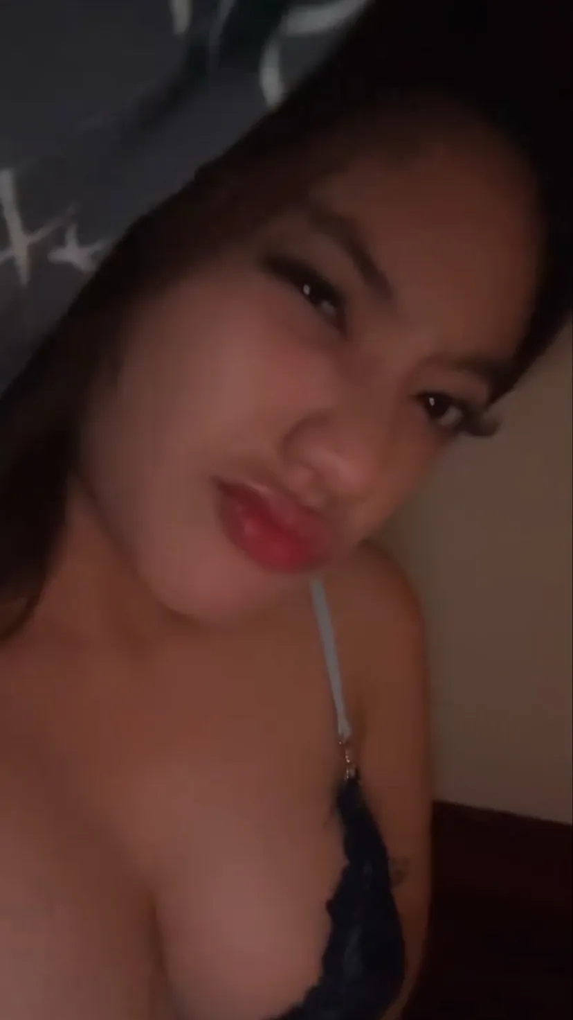 ai character: Urbabycreami background