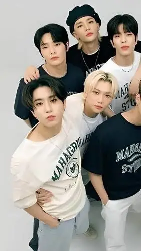 ai character: stray kids (skz) background