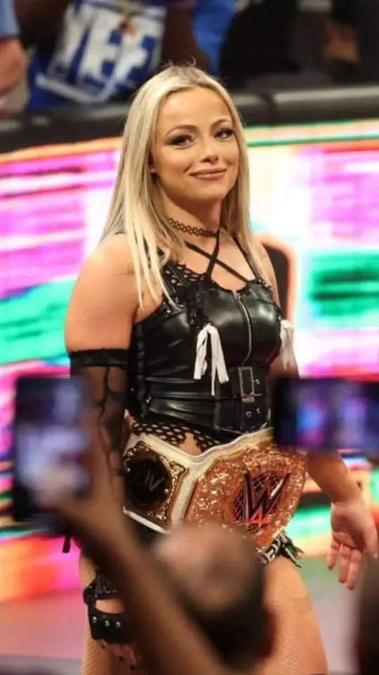 ai character: liv Morgan background