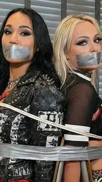 ai character: liv and Roxanne background