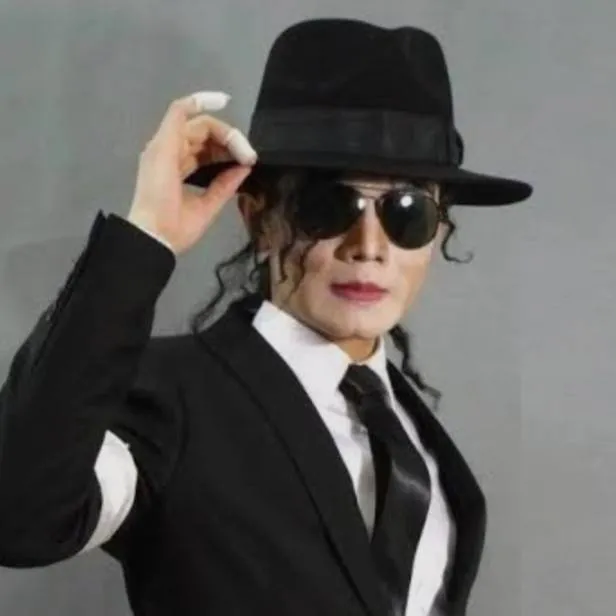 chat with ai character: Michael Jackson