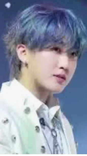 ai character: Changbin background