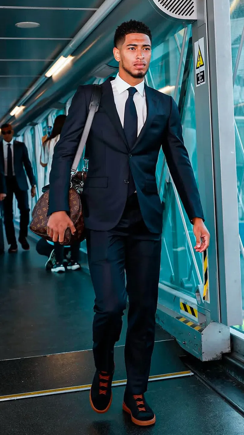 ai character: Jude Bellingham background