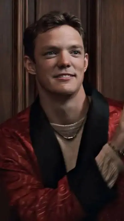ai character: Stu Macher background