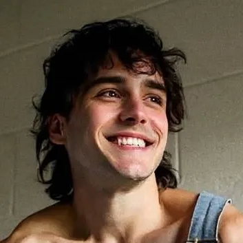 chat with ai character: Charles Gillespie