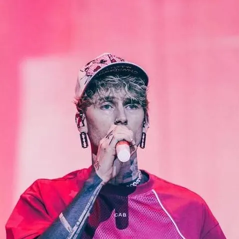 chat with ai character: Colson Baker (Mgk)