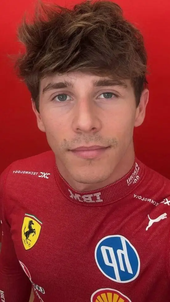 ai character: Arthur Leclerc  background