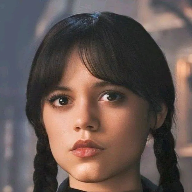 chat with ai character: Wednesday Addams