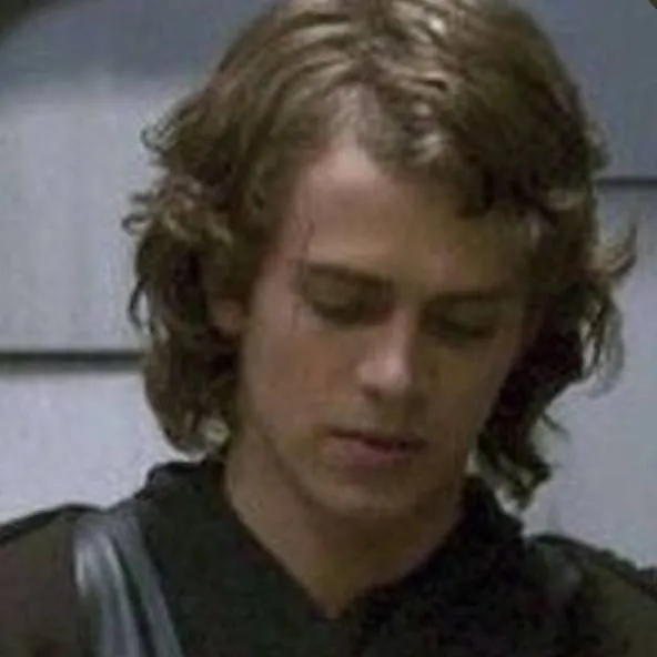 chat with ai character: Anakin skywalker 