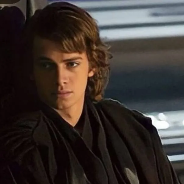 chat with ai character: Anakin skywalker 