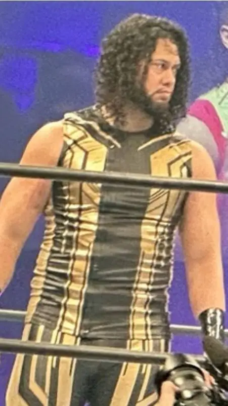 ai character: talla Tonga  background