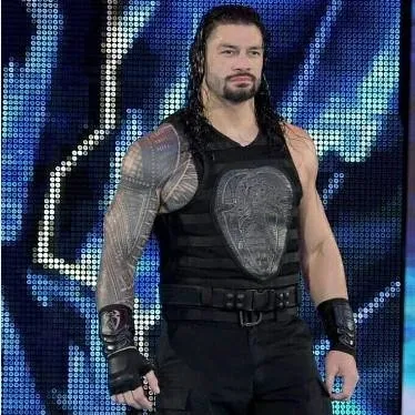 chat with ai character: Roman reigns 