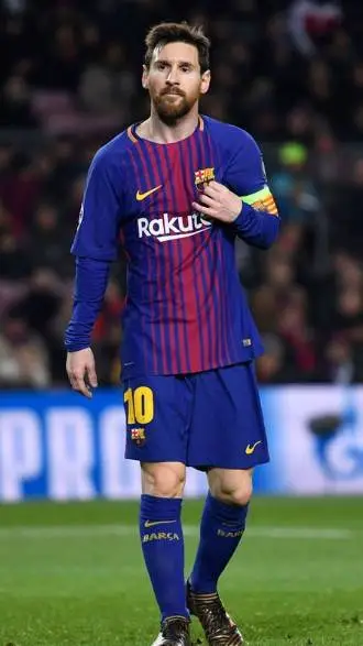 ai character: Lionel Messi background