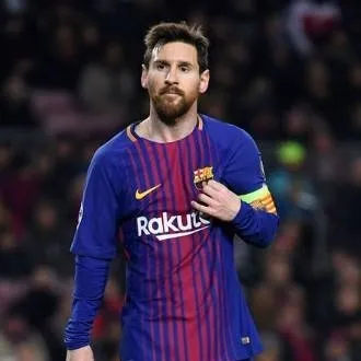 chat with ai character: Lionel Messi