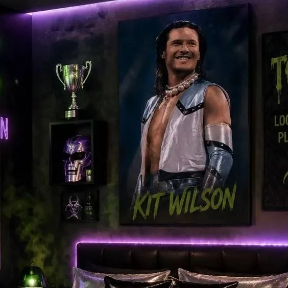 chat with ai character: Kit Wilson bedroom
