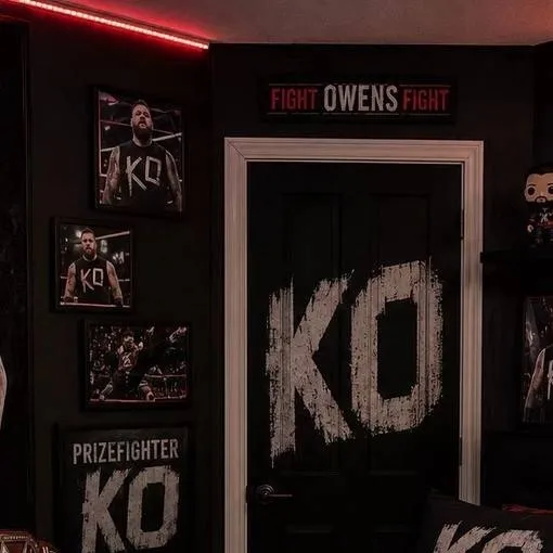 chat with ai character: Kevin Owens