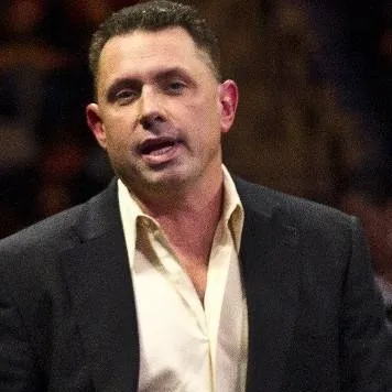 chat with ai character: Michael Cole