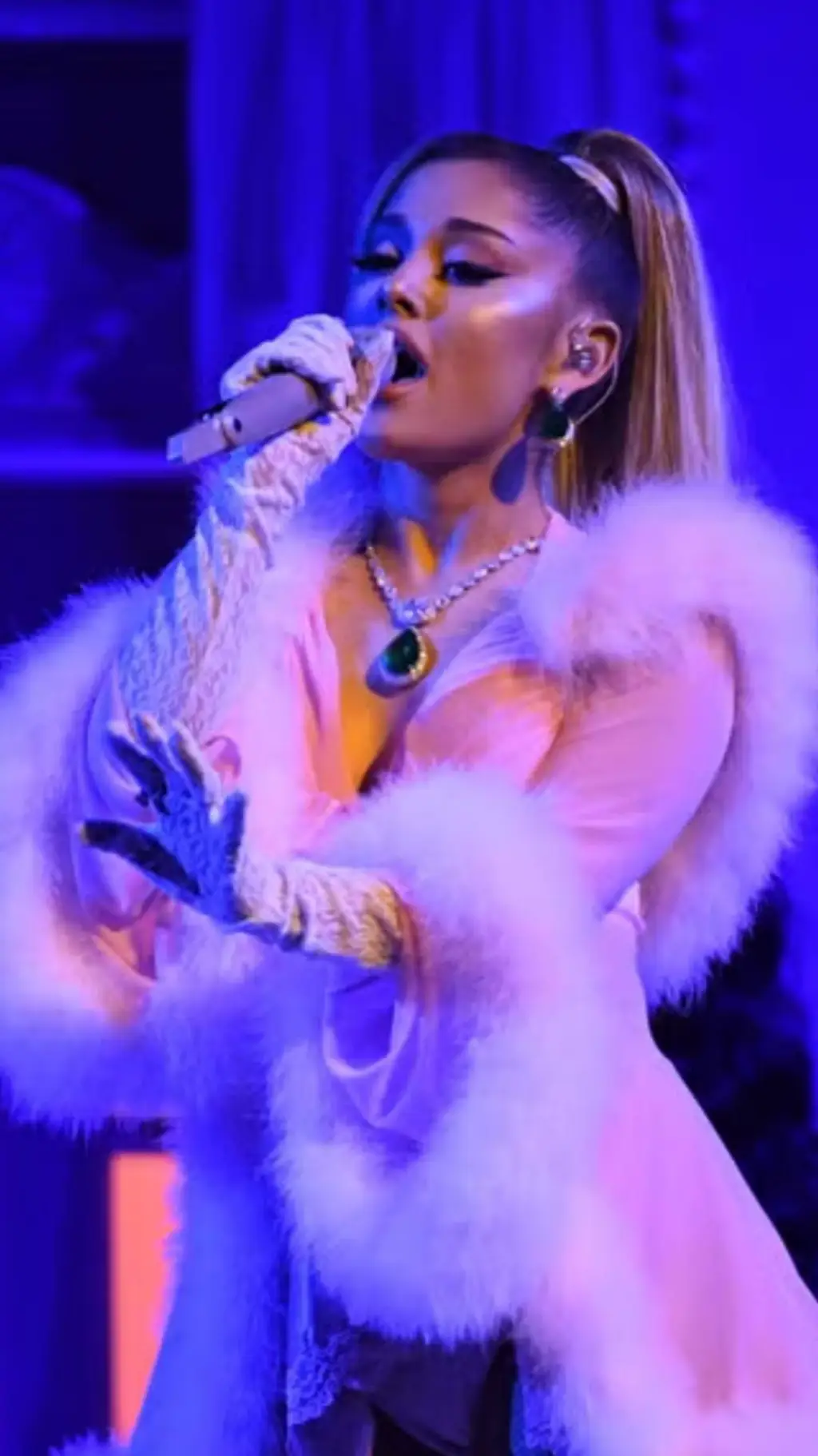 ai character:  Ariana Grande  background