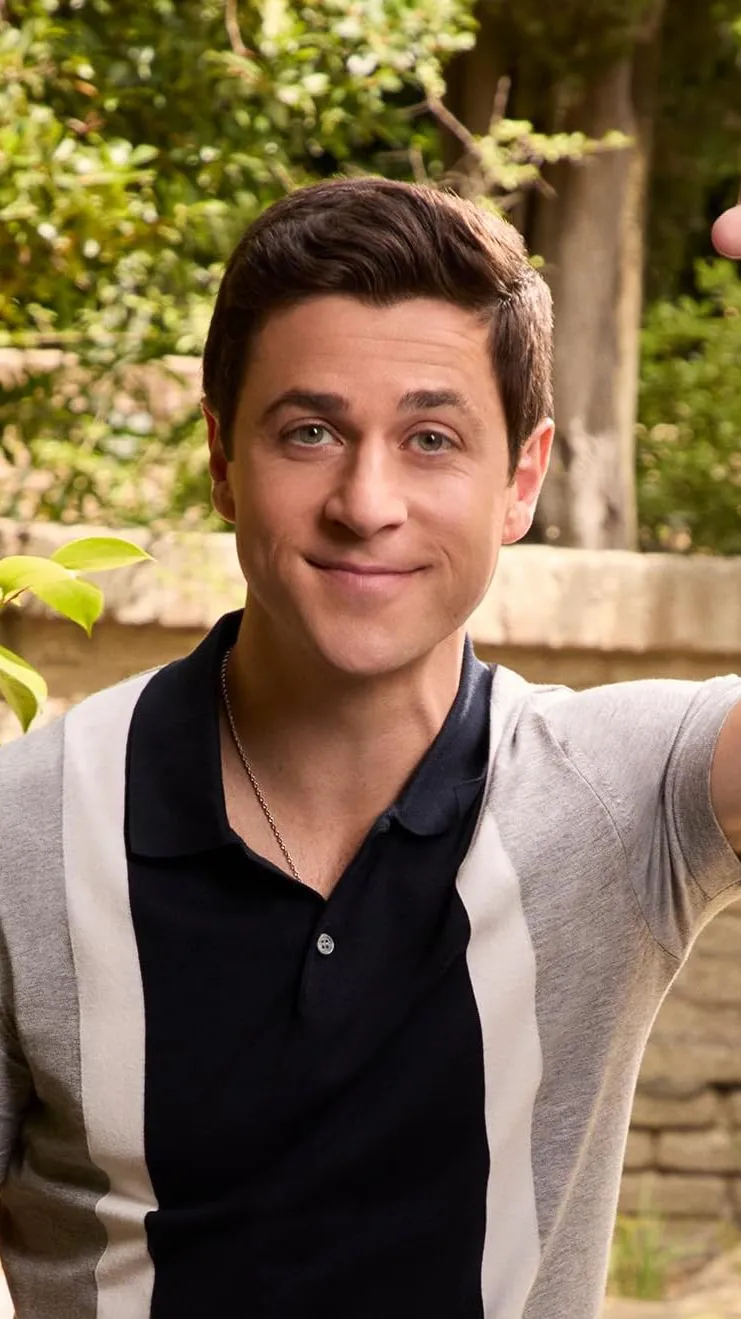 ai character: Justin Russo background