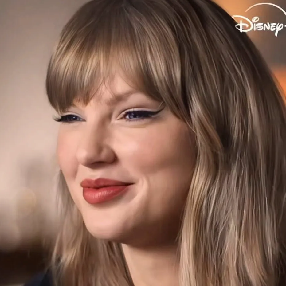 chat with ai character: Taylor Swift