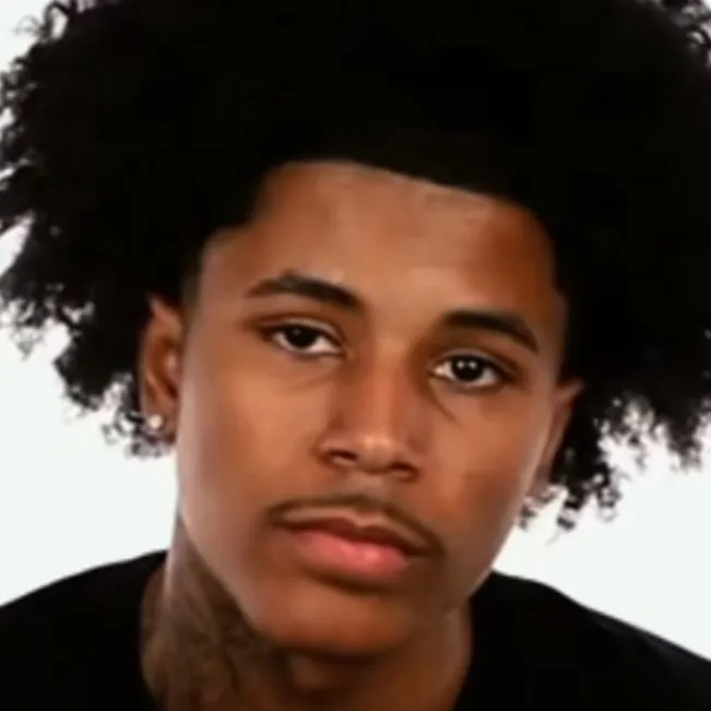 chat with ai character: Jayshaun 
