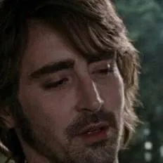 chat with ai character: 🩸garrett🩸