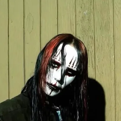 chat with ai character: I have returned