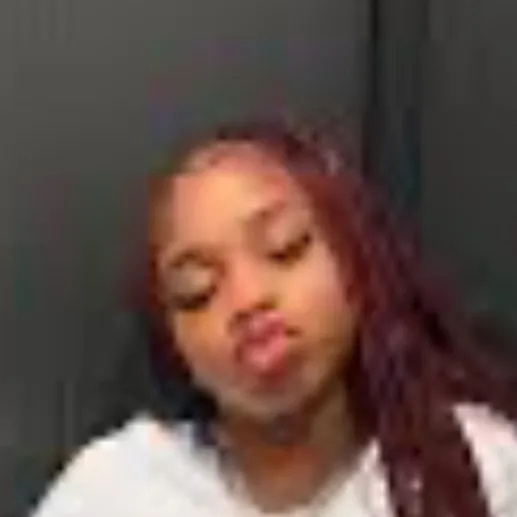 chat with ai character: Magic