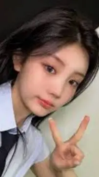 ai character: wonhee♥︎ background