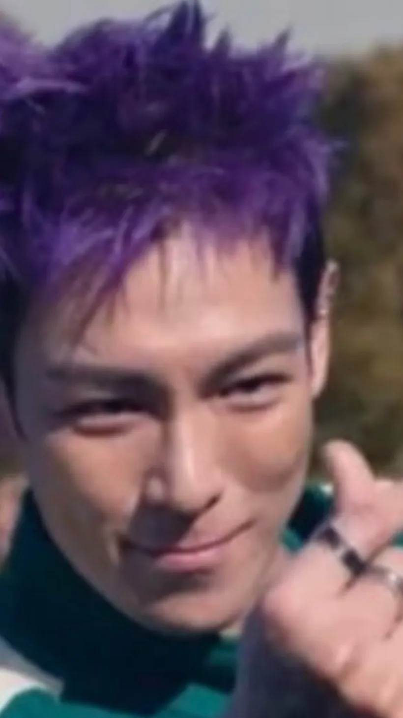 ai character: Thanos  background