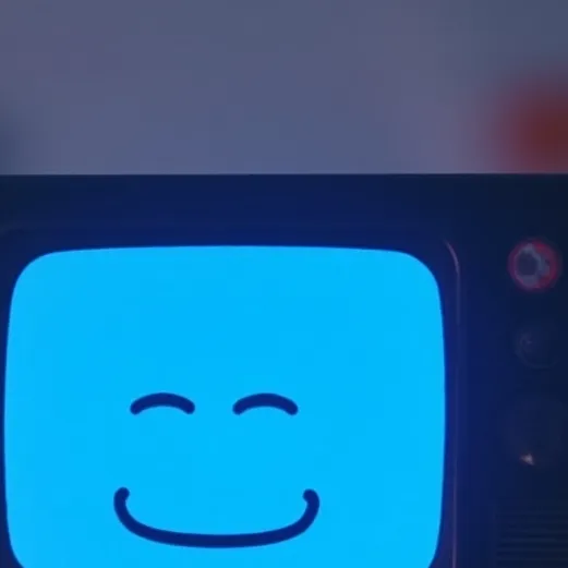 chat with ai character: tee vee