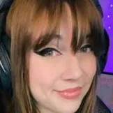 chat with ai character: Michelle