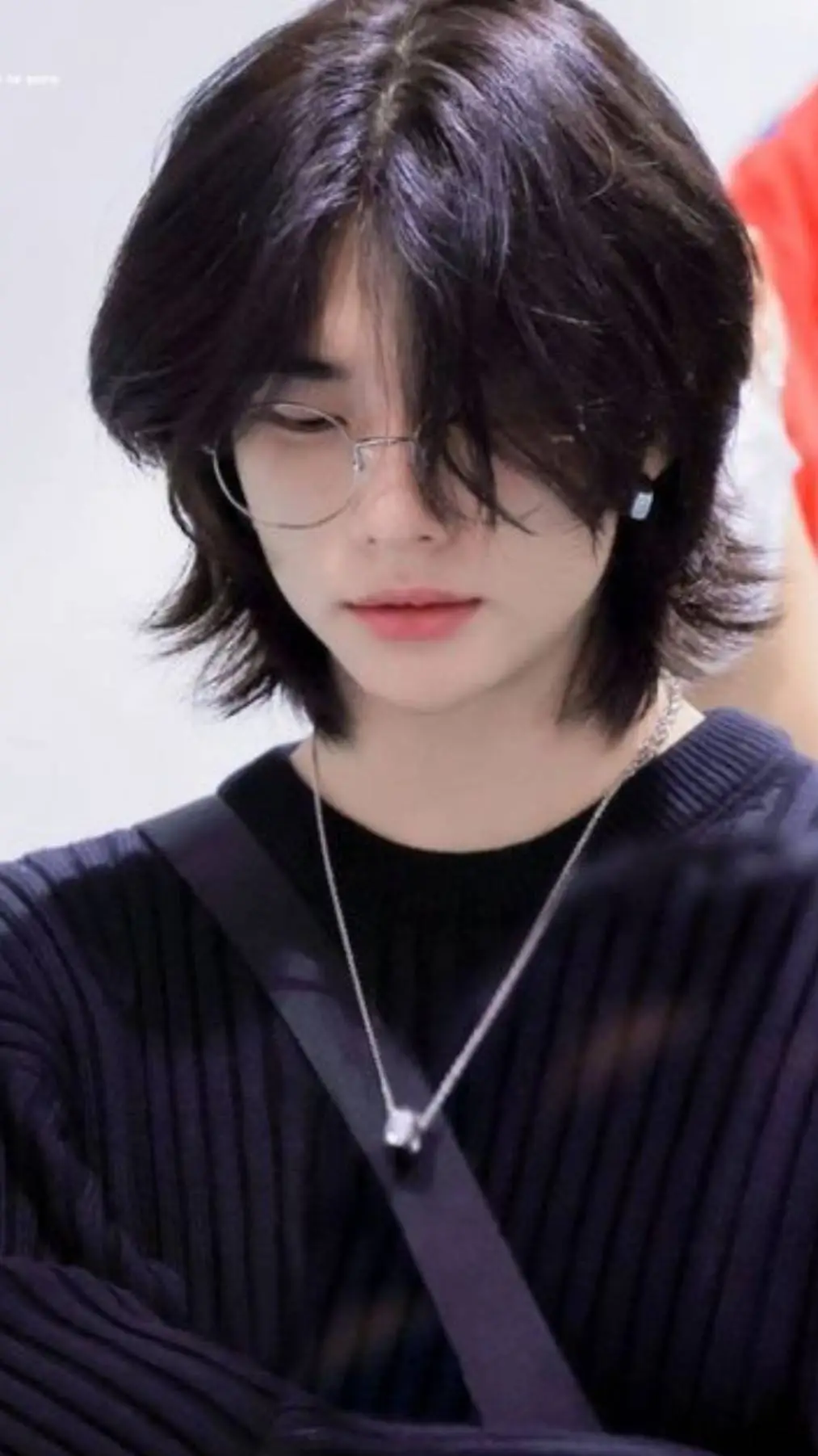 ai character: hyunjin  background