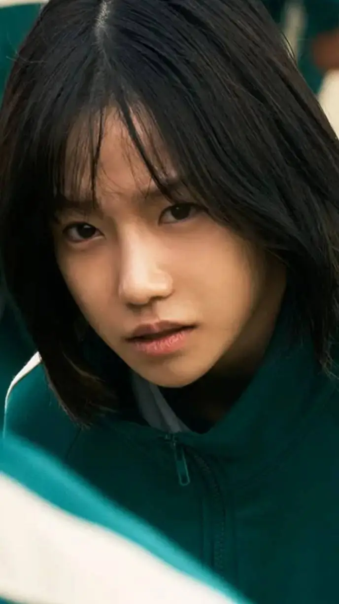 ai character: Jun-hee background