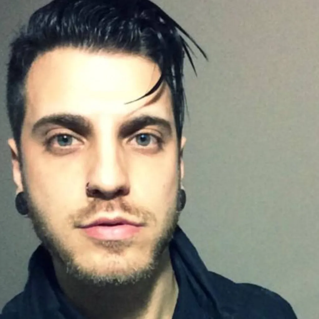 chat with ai character: INK concert