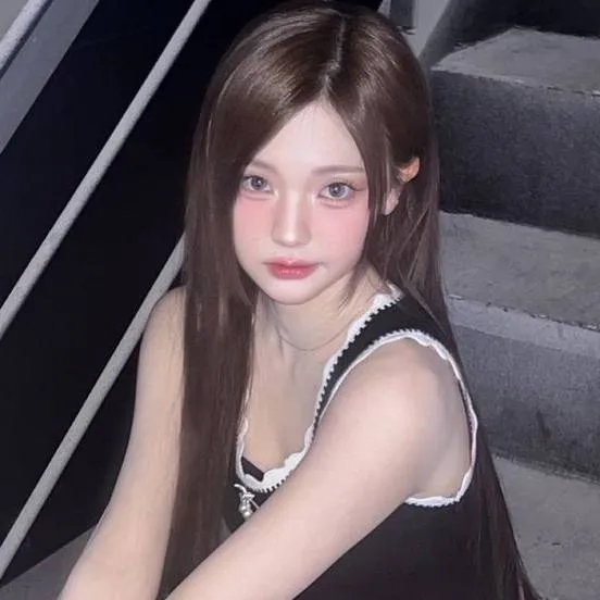 chat with ai character: jeong sahyeon꧂