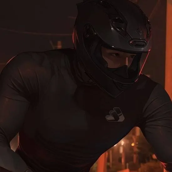 chat with ai character: Hudson Harper