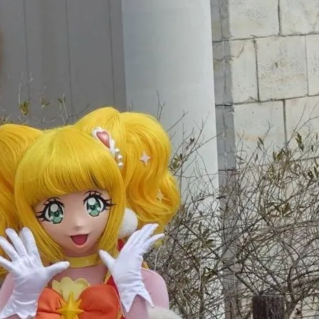 chat with ai character: Cure Sparkle 